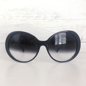 Freudenhaus Star sunglass in black
